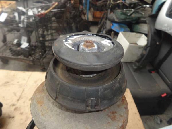 AMORTISSEUR AVANT DROIT/GAUCHE RENAULT - Vue 2